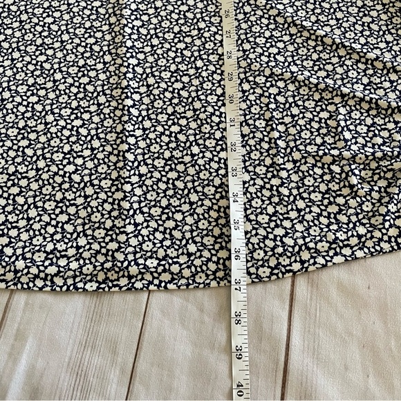 Lark & Ro Floral Liquid Knit Dress Women’s 12 Navy White Slinky Fit & Flare EUC - Picture 12 of 13